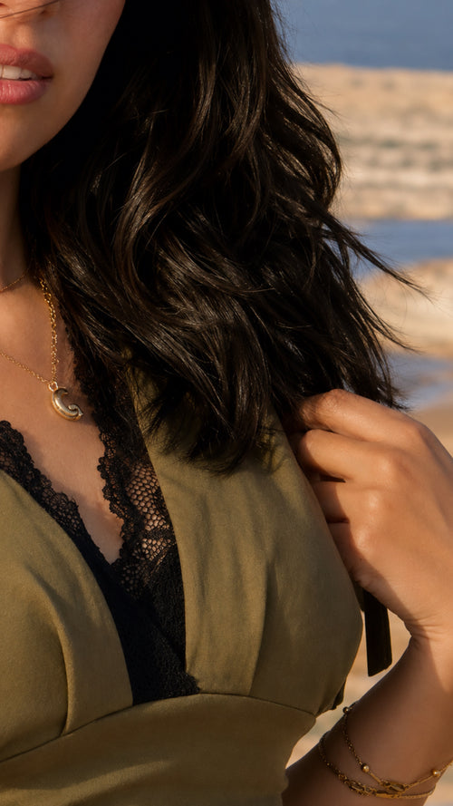 ÈLAN DRAPE TOP